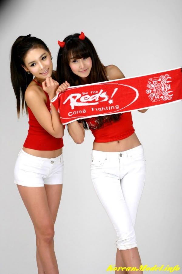 4 Park Hyun Sun and Kim In Ae – Be the Reds(Corea Fighting)
