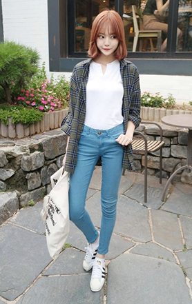 Blusa de cuadros y Jeans