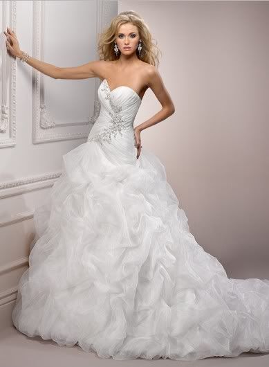 Maggie_Sottero_London.jpg