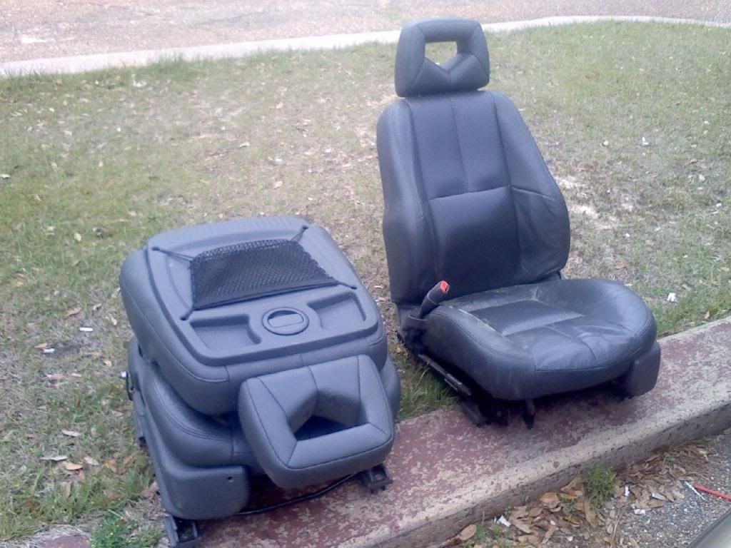 06Seats1_zpsd496bf76.jpg