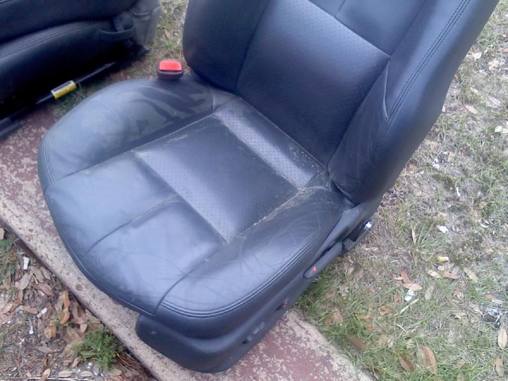 06Seats2_zpsea1323f7.jpg
