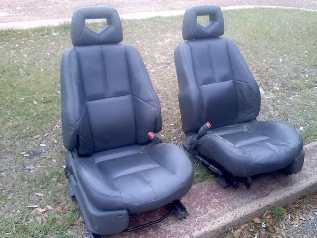 06Seats4_zps54e13bbf.jpg