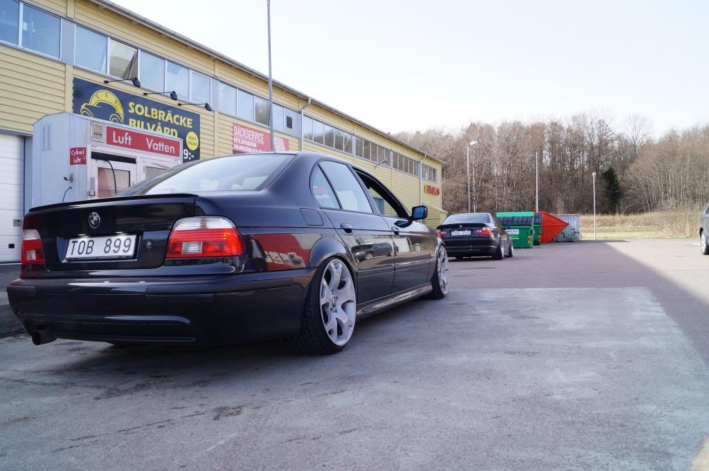 http://i1218.photobucket.com/albums/dd408/22244VF/BMW%20e39/DSC01032_zpsae2bdb36.jpg