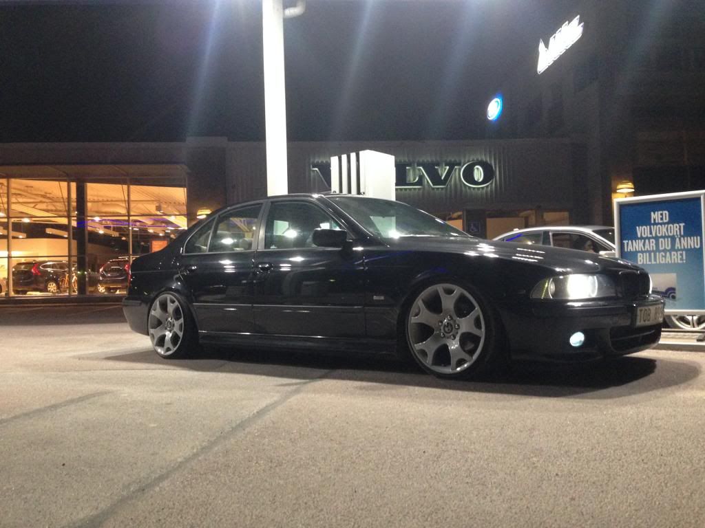 http://i1218.photobucket.com/albums/dd408/22244VF/BMW%20e39/IMG_3833_zps2fb591c8.jpg