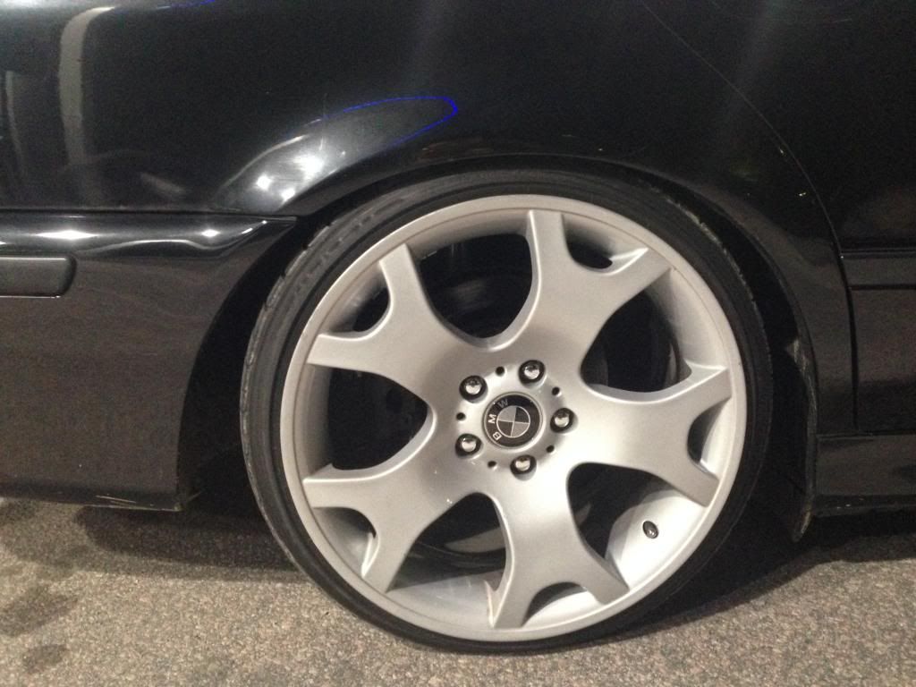 http://i1218.photobucket.com/albums/dd408/22244VF/BMW%20e39/IMG_3839_zpsc7475c74.jpg