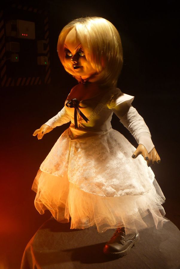 bride of chucky tiffany doll replica