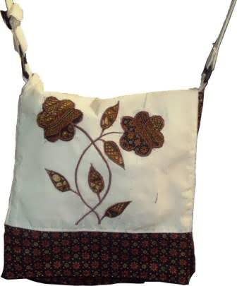 Tas Batik Tali Panjang