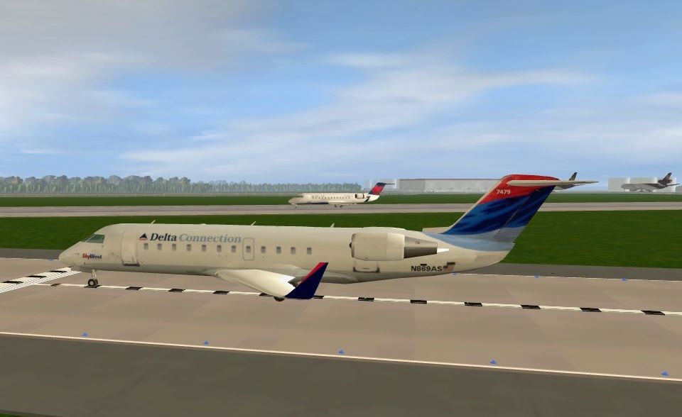 CRJDelta01_zpsaf09d461.jpg